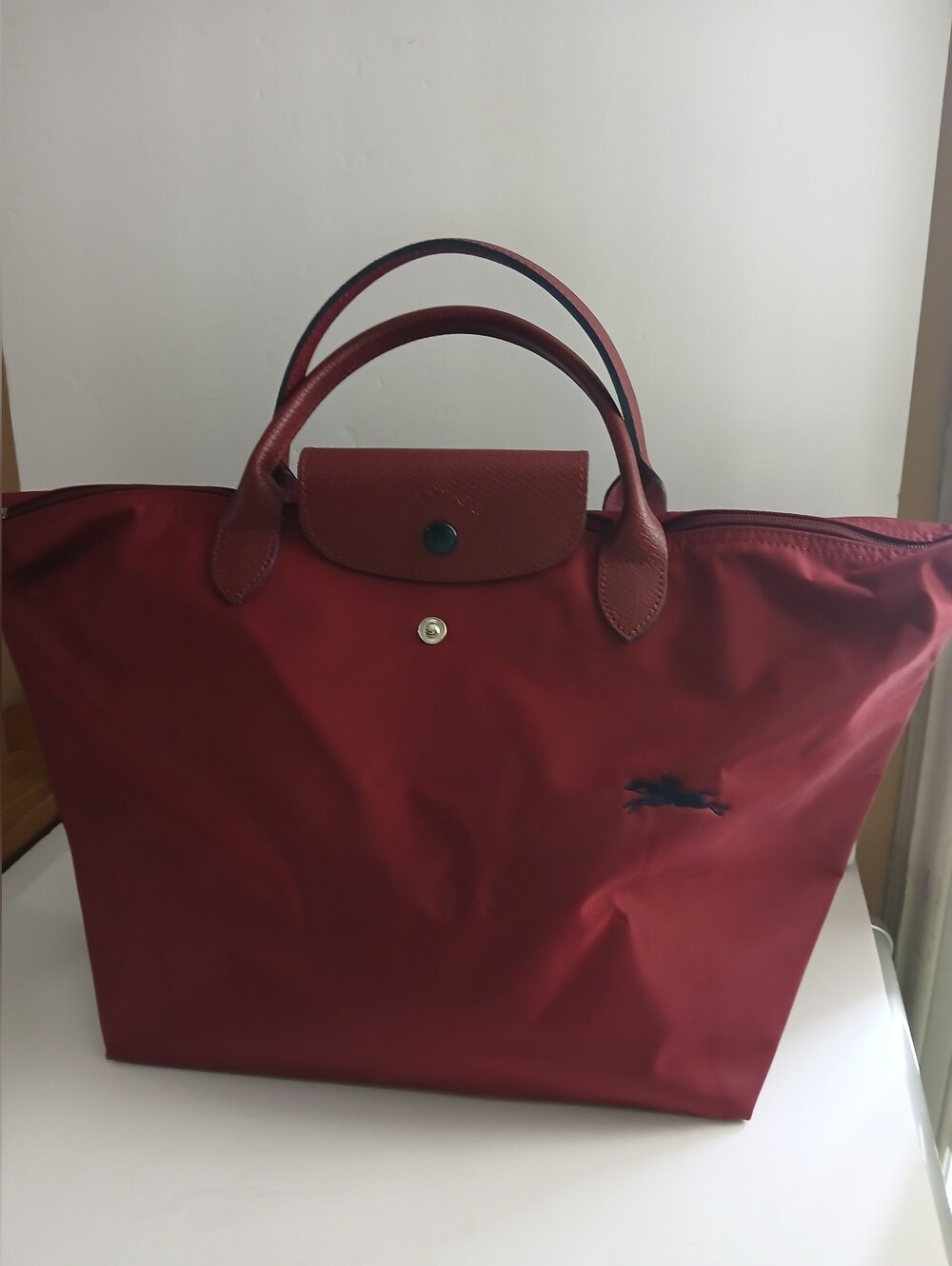 Longchamp Red Nylon Le Pliage Top Handle handbag- great condition